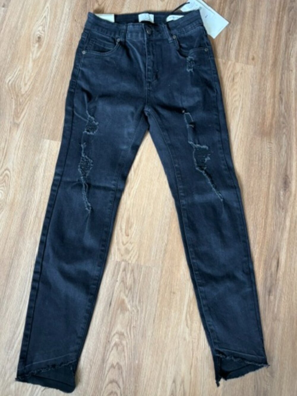 Cotton On Black Distressed Mid Grazer Skinny Raw Hem Mid Rise Jeans NWT 8